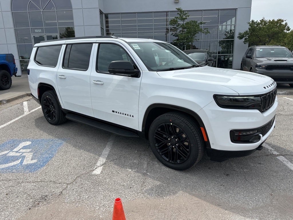 2025 Jeep Wagoneer L Series II