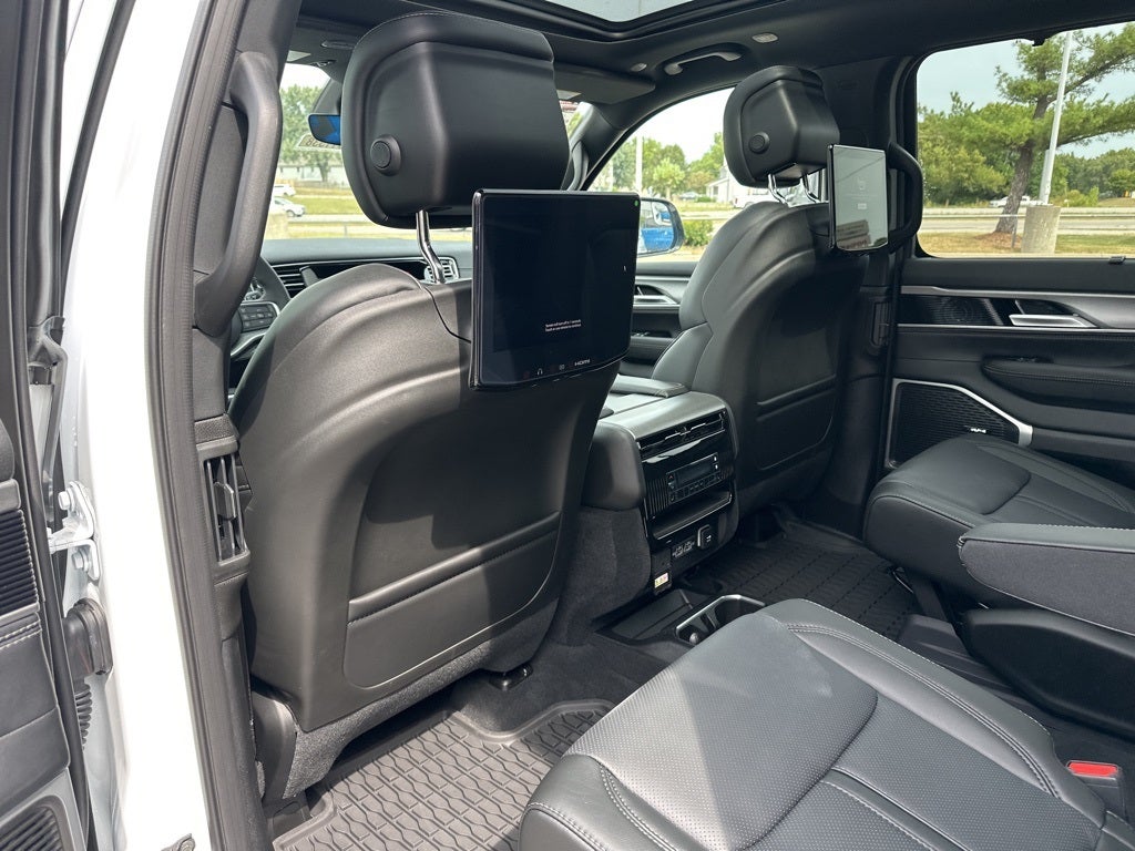 2025 Jeep Wagoneer L Series II