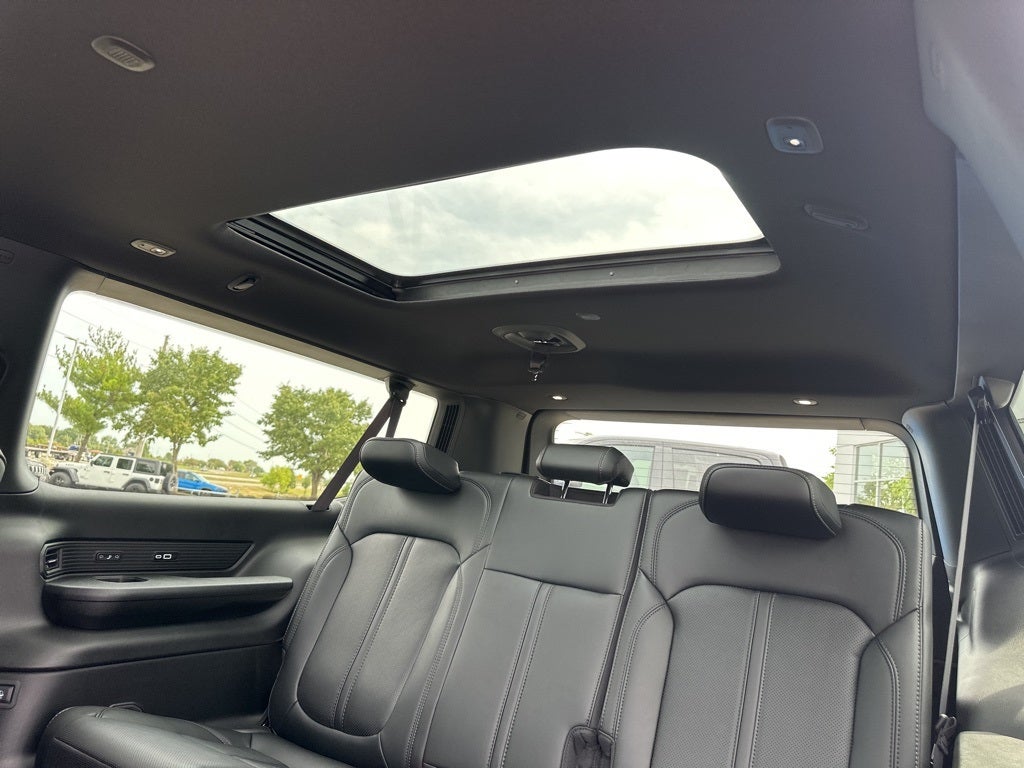 2025 Jeep Wagoneer L Series II