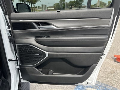 2025 Jeep Wagoneer L Series II