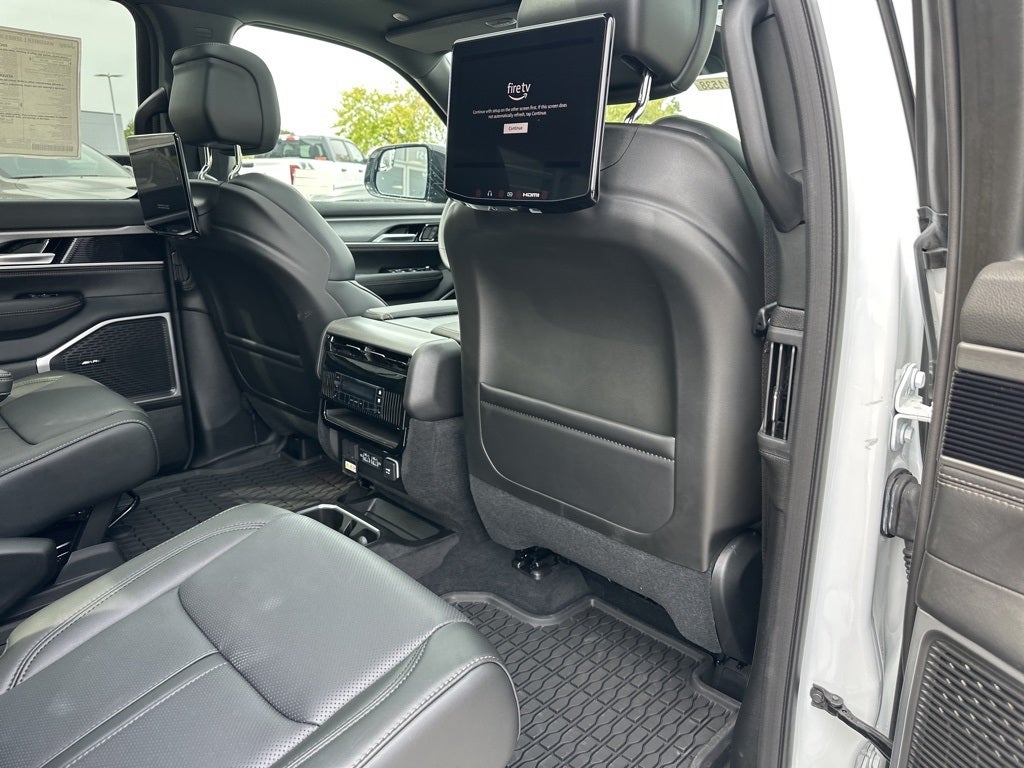 2025 Jeep Wagoneer L Series II