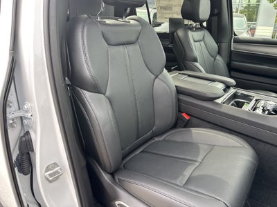 2025 Jeep Wagoneer L Series II