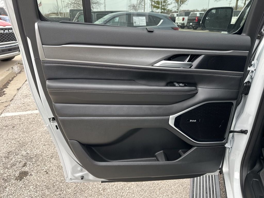 2026 Jeep Grand Wagoneer L Limited Reserve