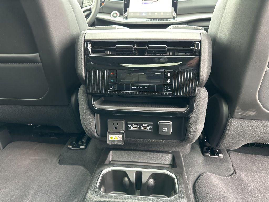 2026 Jeep Grand Wagoneer L Limited Reserve