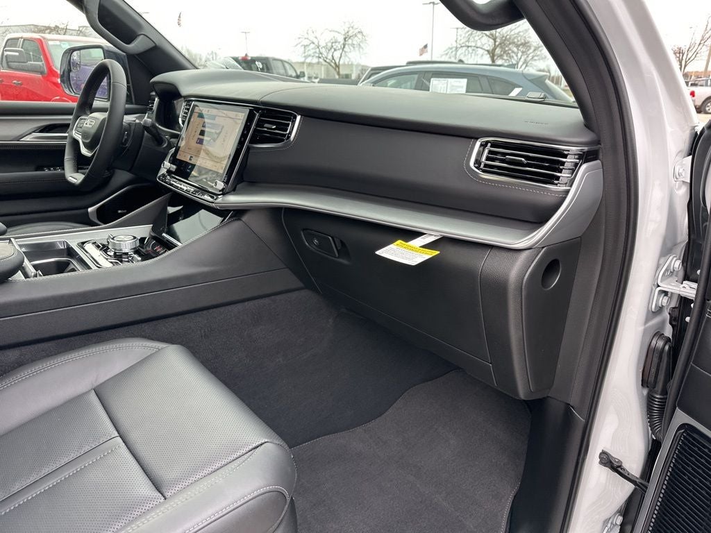 2026 Jeep Grand Wagoneer L Limited Reserve