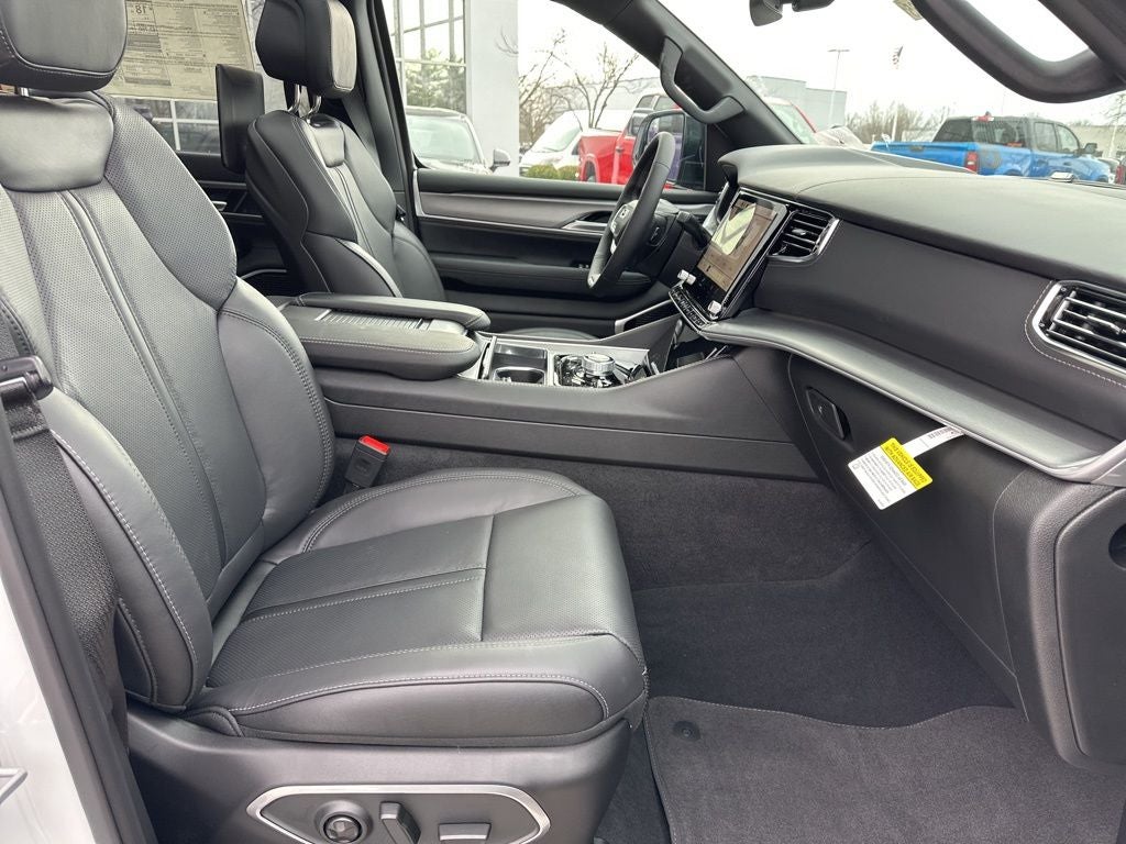 2026 Jeep Grand Wagoneer L Limited Reserve