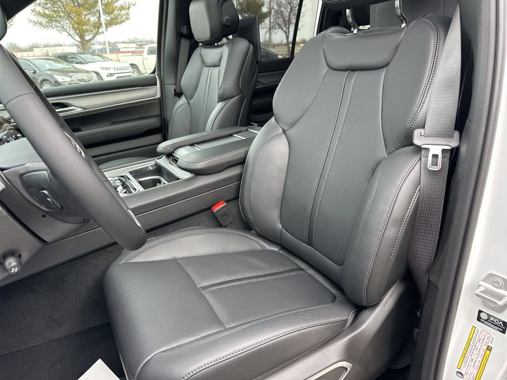 2026 Jeep Grand Wagoneer L Limited Reserve