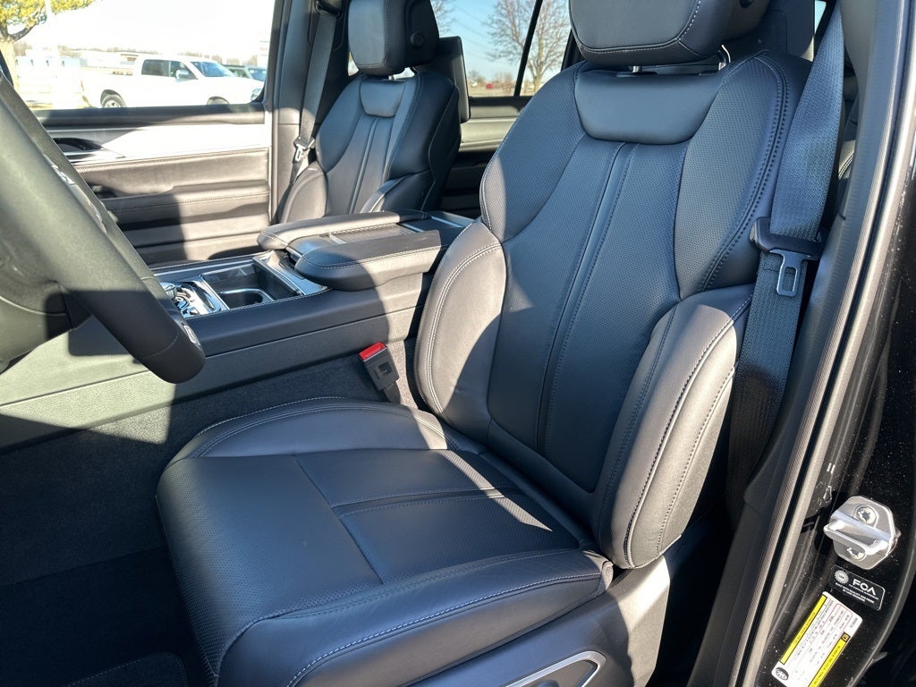 2026 Jeep Grand Wagoneer L Limited Reserve