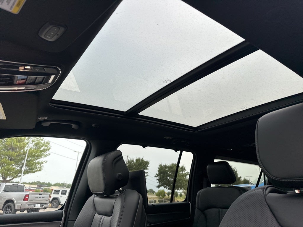 2025 Jeep Wagoneer L Series II