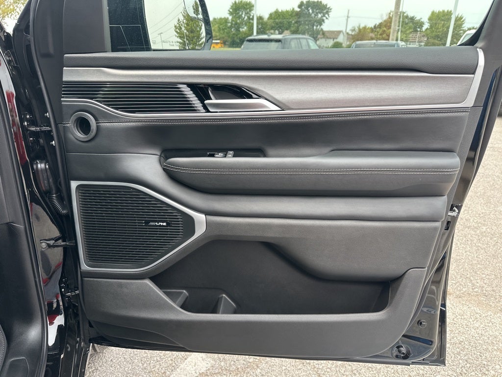 2025 Jeep Wagoneer L Series II