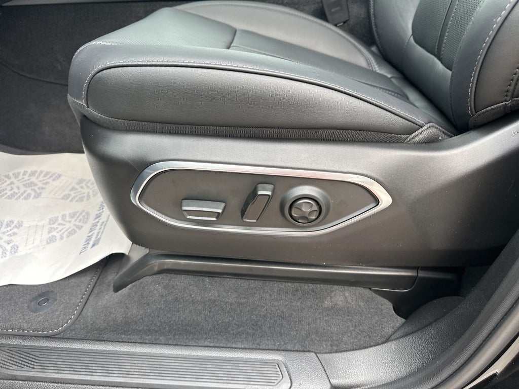 2025 Jeep Wagoneer L Series II