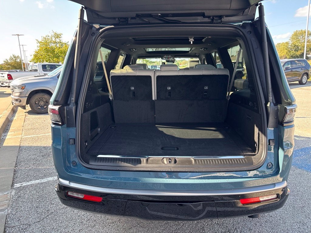 2027 Jeep Grand Wagoneer L Overland