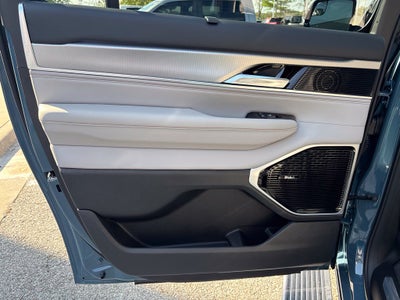 2027 Jeep Grand Wagoneer L Overland