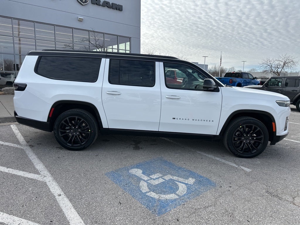 2026 Jeep Grand Wagoneer L Summit Obsidian