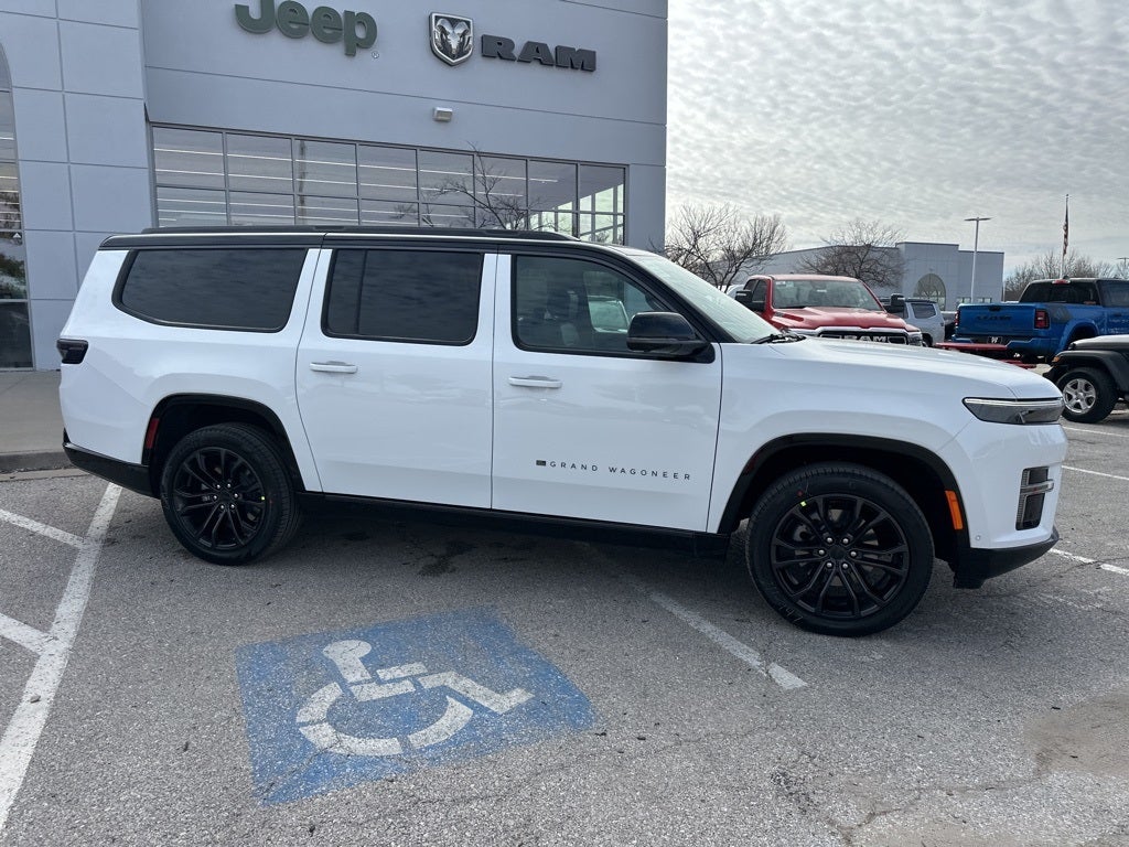 2026 Jeep Grand Wagoneer L Summit Obsidian