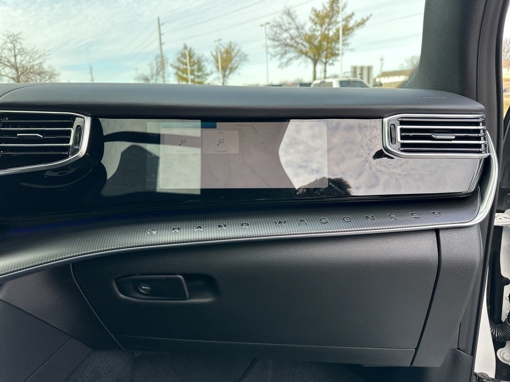 2026 Jeep Grand Wagoneer L Summit Obsidian