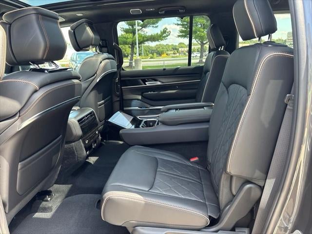 2026 Jeep Grand Wagoneer GRAND WAGONEER L SUMMIT RESERVE 4X4