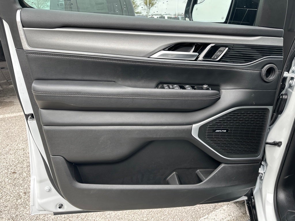 2024 Jeep Wagoneer Series II