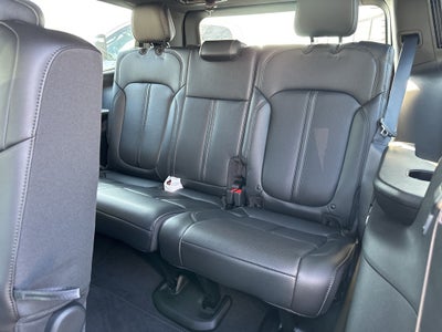 2024 Jeep Wagoneer Base