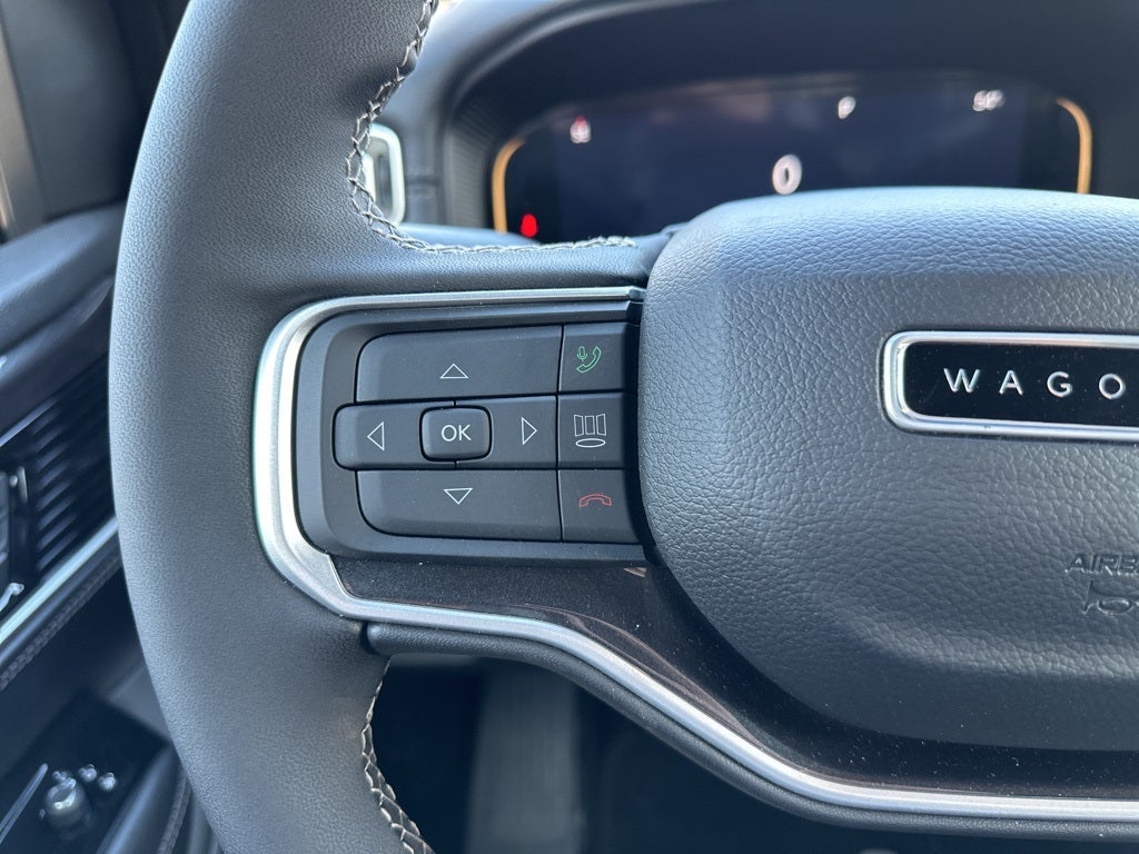 2024 Jeep Wagoneer Base