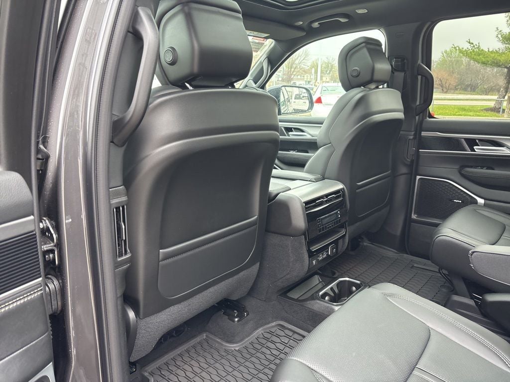 2026 Jeep Grand Wagoneer Upland