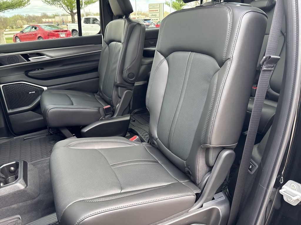 2026 Jeep Grand Wagoneer Upland