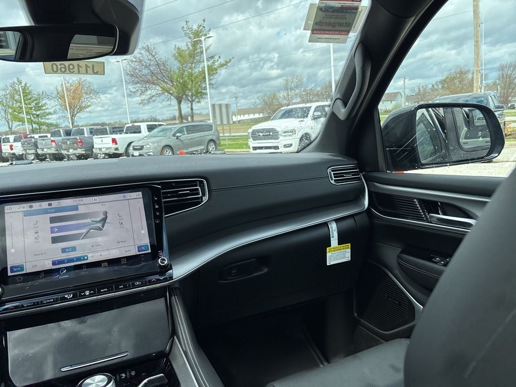 2026 Jeep Grand Wagoneer Upland