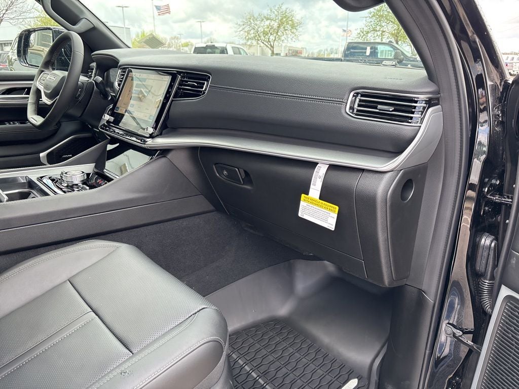 2026 Jeep Grand Wagoneer Upland