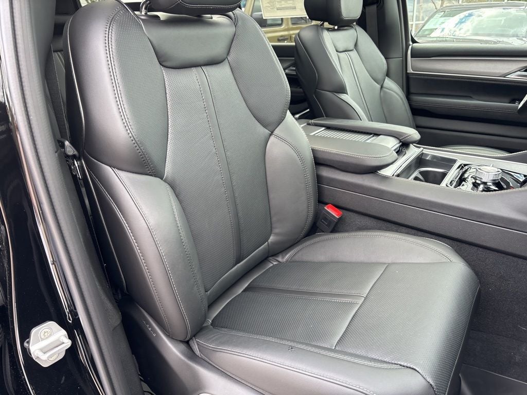 2026 Jeep Grand Wagoneer Upland