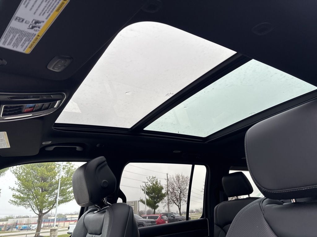 2026 Jeep Grand Wagoneer Upland