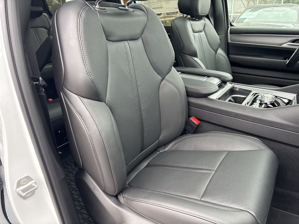 2026 Jeep Grand Wagoneer Upland