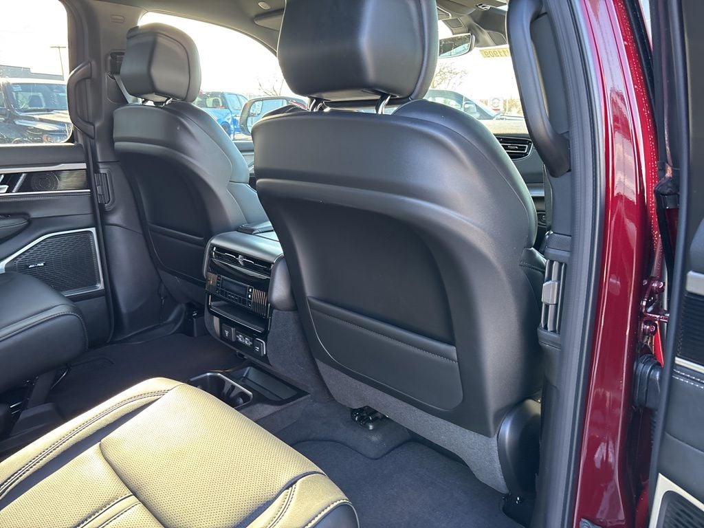 2026 Jeep Grand Wagoneer Limited Altitude