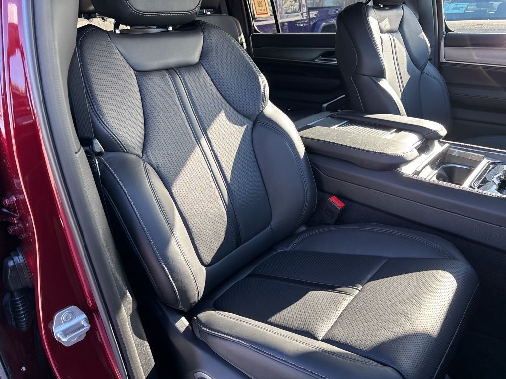 2026 Jeep Grand Wagoneer Limited Altitude