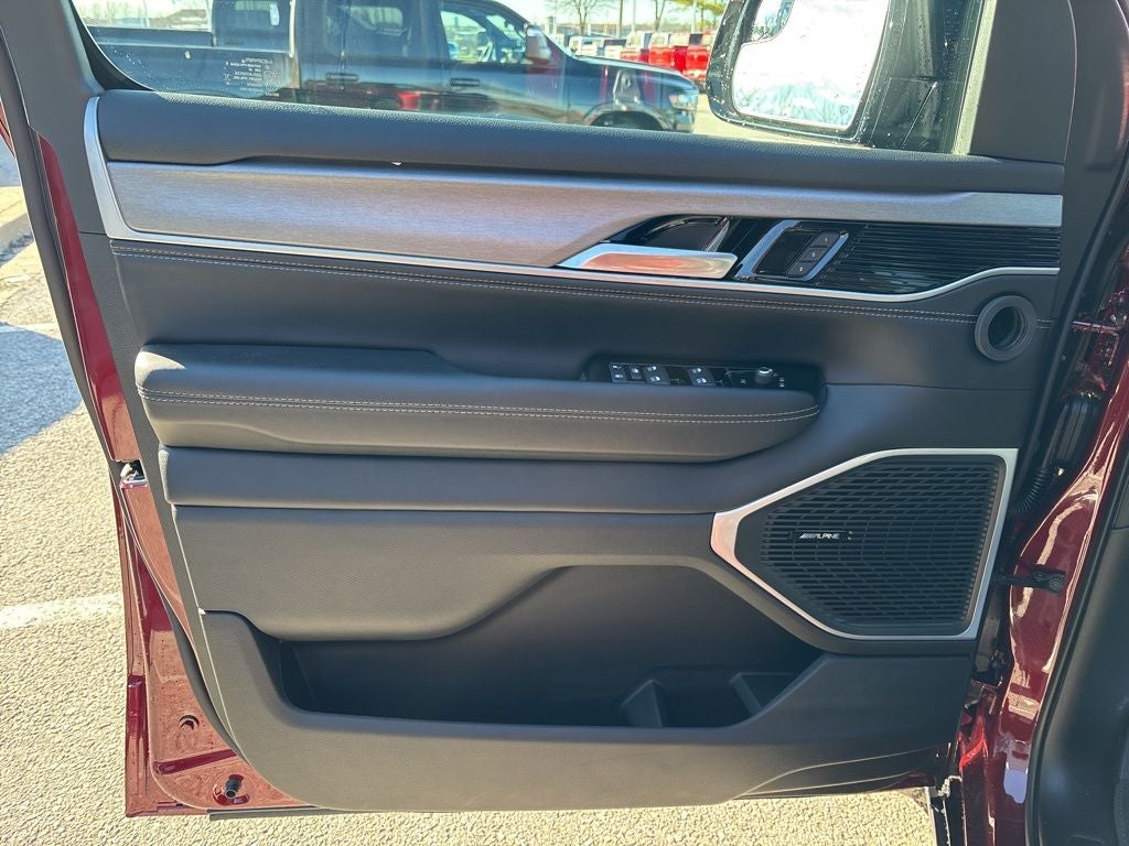 2026 Jeep Grand Wagoneer Limited Altitude