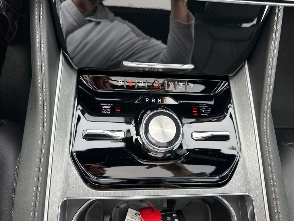 2025 Jeep Wagoneer Series II