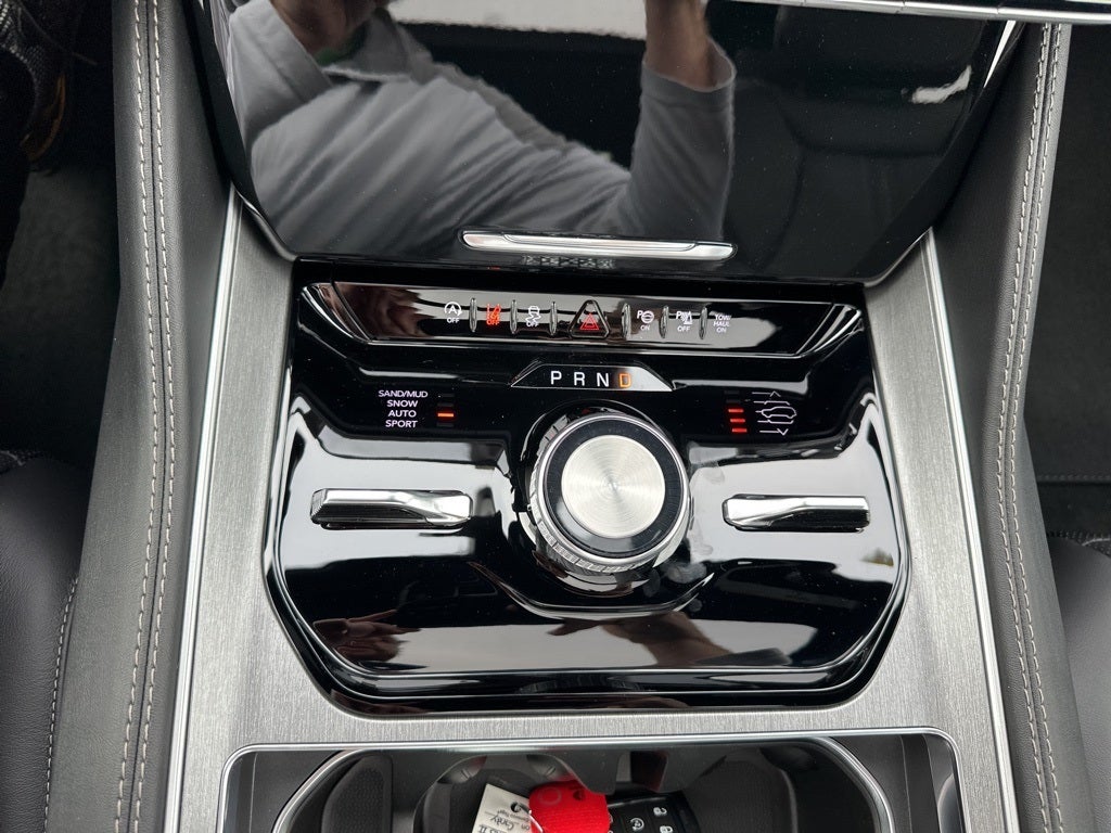 2025 Jeep Wagoneer Series II