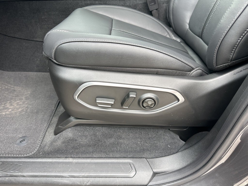 2025 Jeep Wagoneer Series II