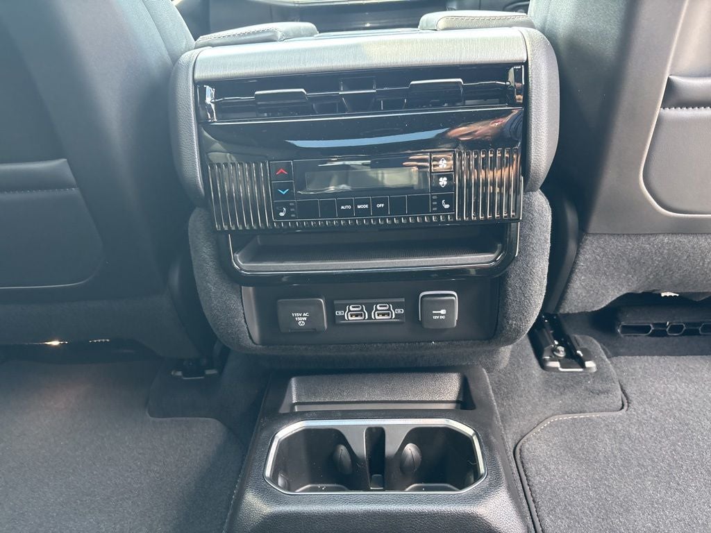 2026 Jeep Grand Wagoneer Limited Reserve