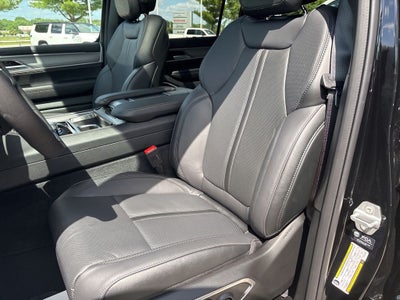 2026 Jeep Grand Wagoneer Limited Reserve