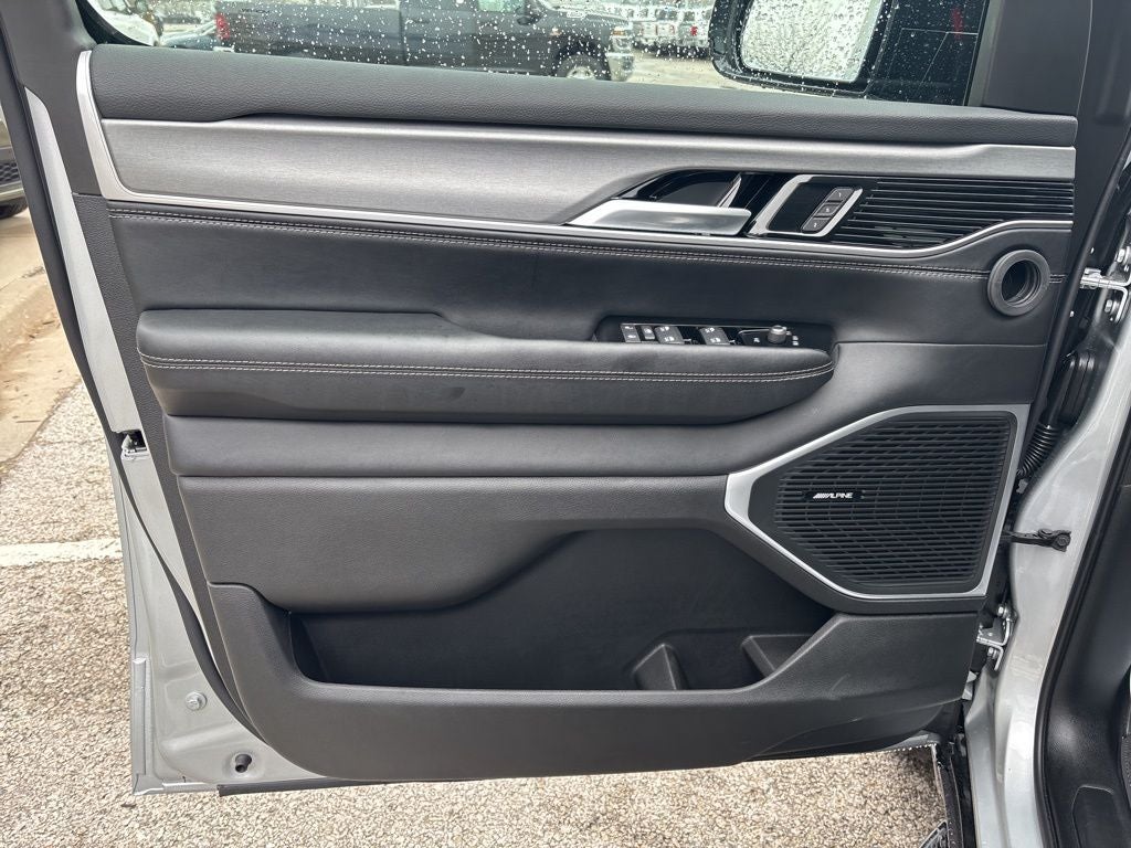 2026 Jeep Grand Wagoneer Limited Altitude