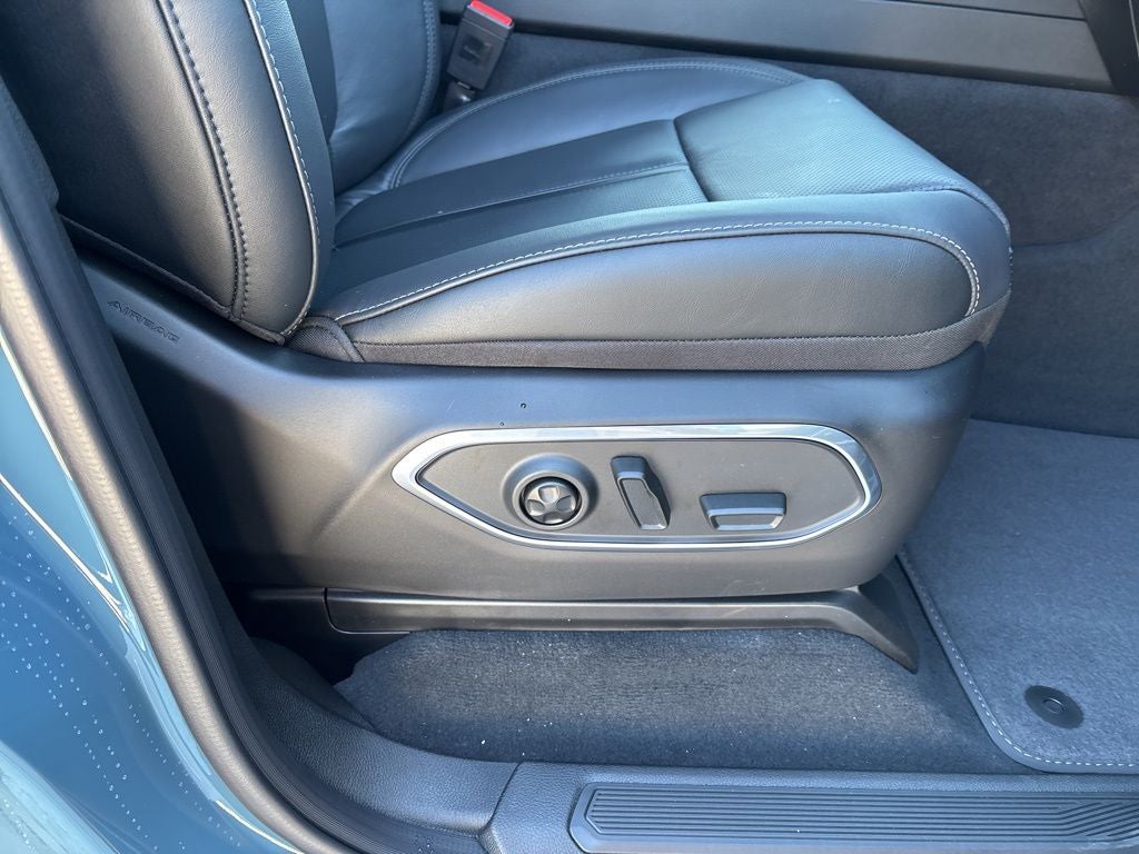 2026 Jeep Grand Wagoneer Limited Altitude