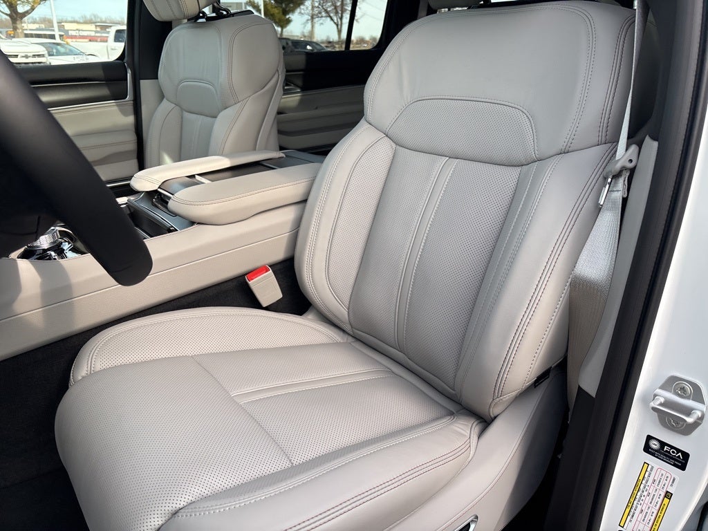 2026 Jeep Grand Wagoneer Summit