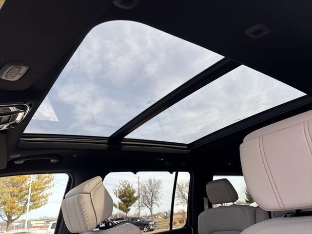 2026 Jeep Grand Wagoneer GRAND WAGONEER SUMMIT OBSIDIAN 4X4