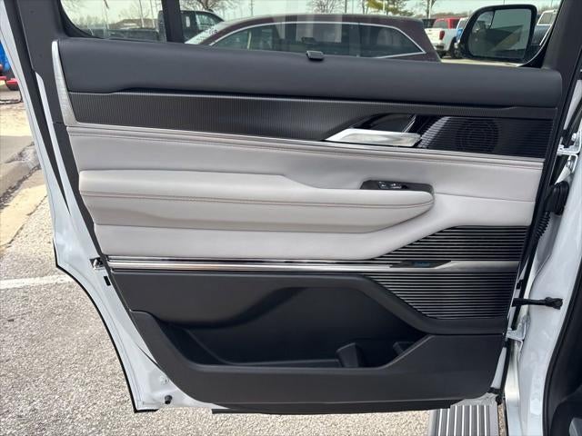 2026 Jeep Grand Wagoneer GRAND WAGONEER SUMMIT OBSIDIAN 4X4