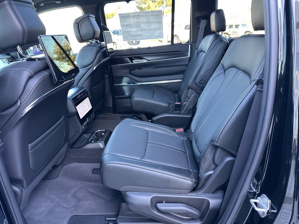 2026 Jeep Grand Wagoneer Summit