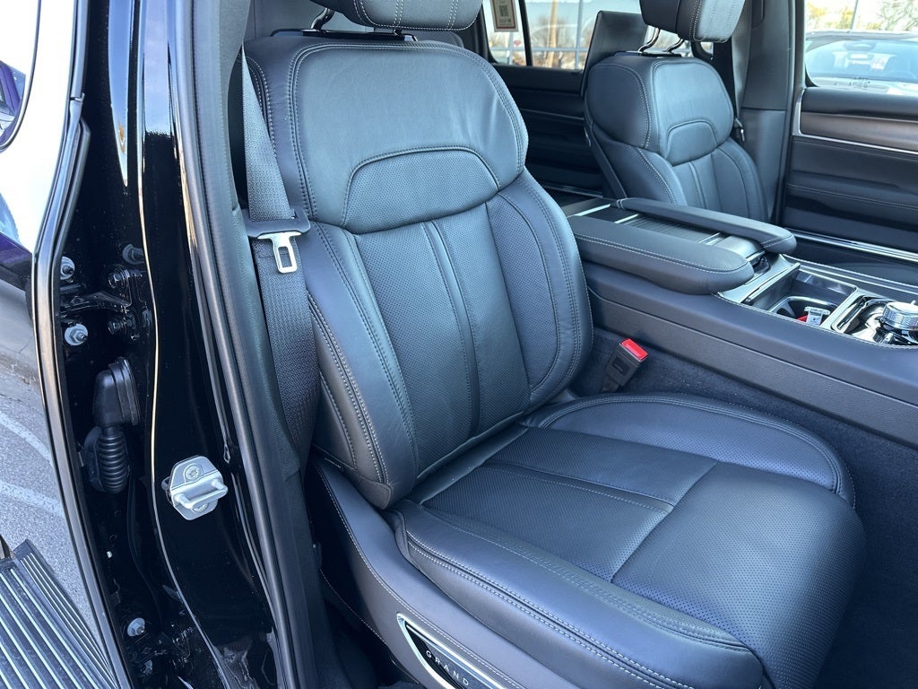 2026 Jeep Grand Wagoneer Summit