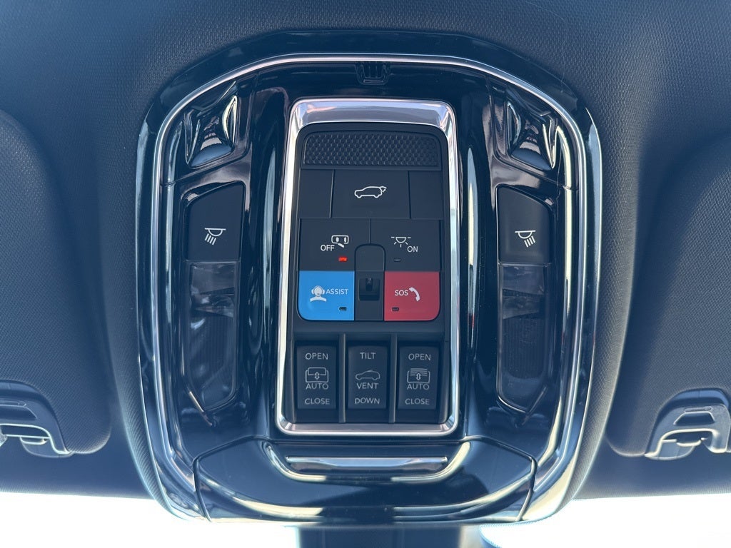 2026 Jeep Grand Wagoneer Summit