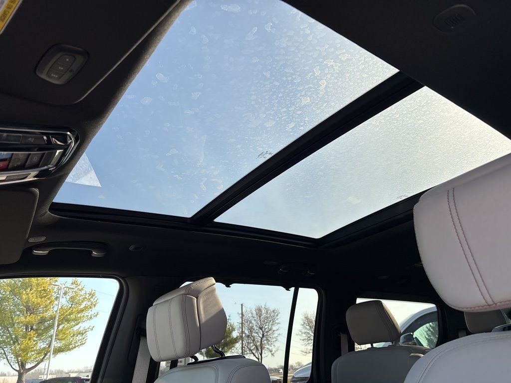 2026 Jeep Grand Wagoneer Summit