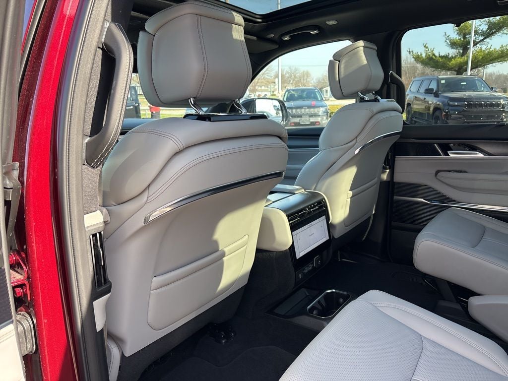 2026 Jeep Grand Wagoneer Summit