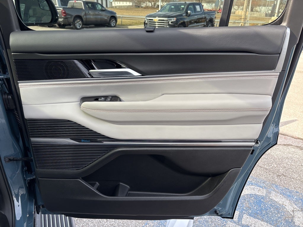 2026 Jeep Grand Wagoneer Summit